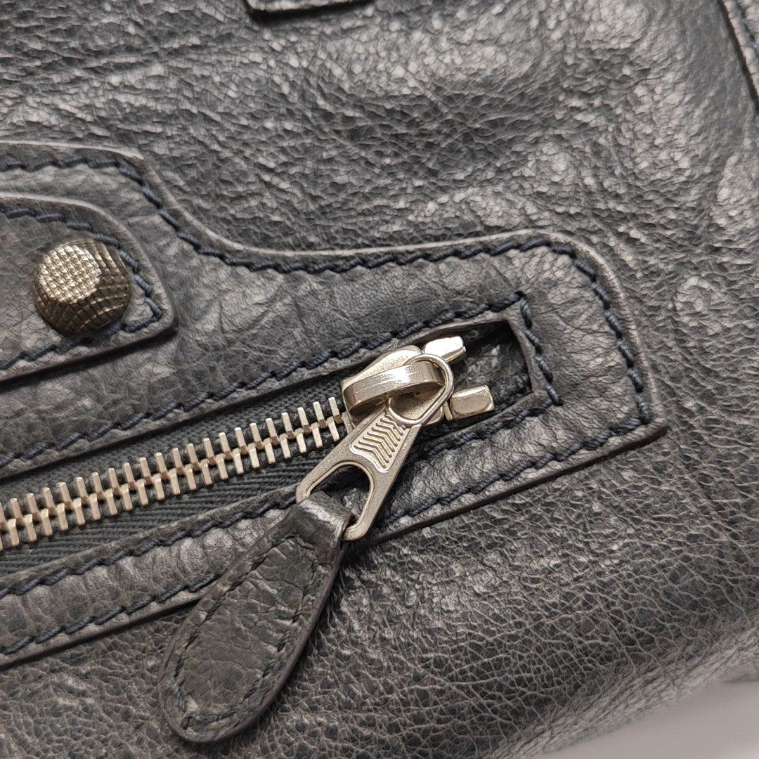 Neo Classic Calfskin Gray