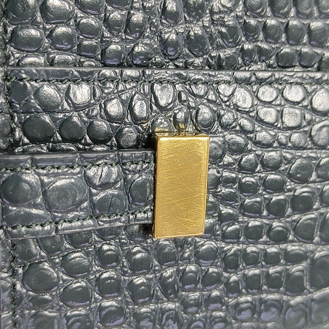 MANHATTAN Medium Calfskin Green