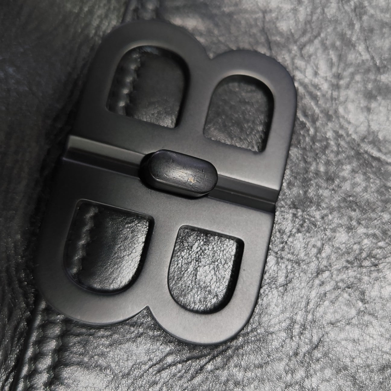 B. Calfskin Black