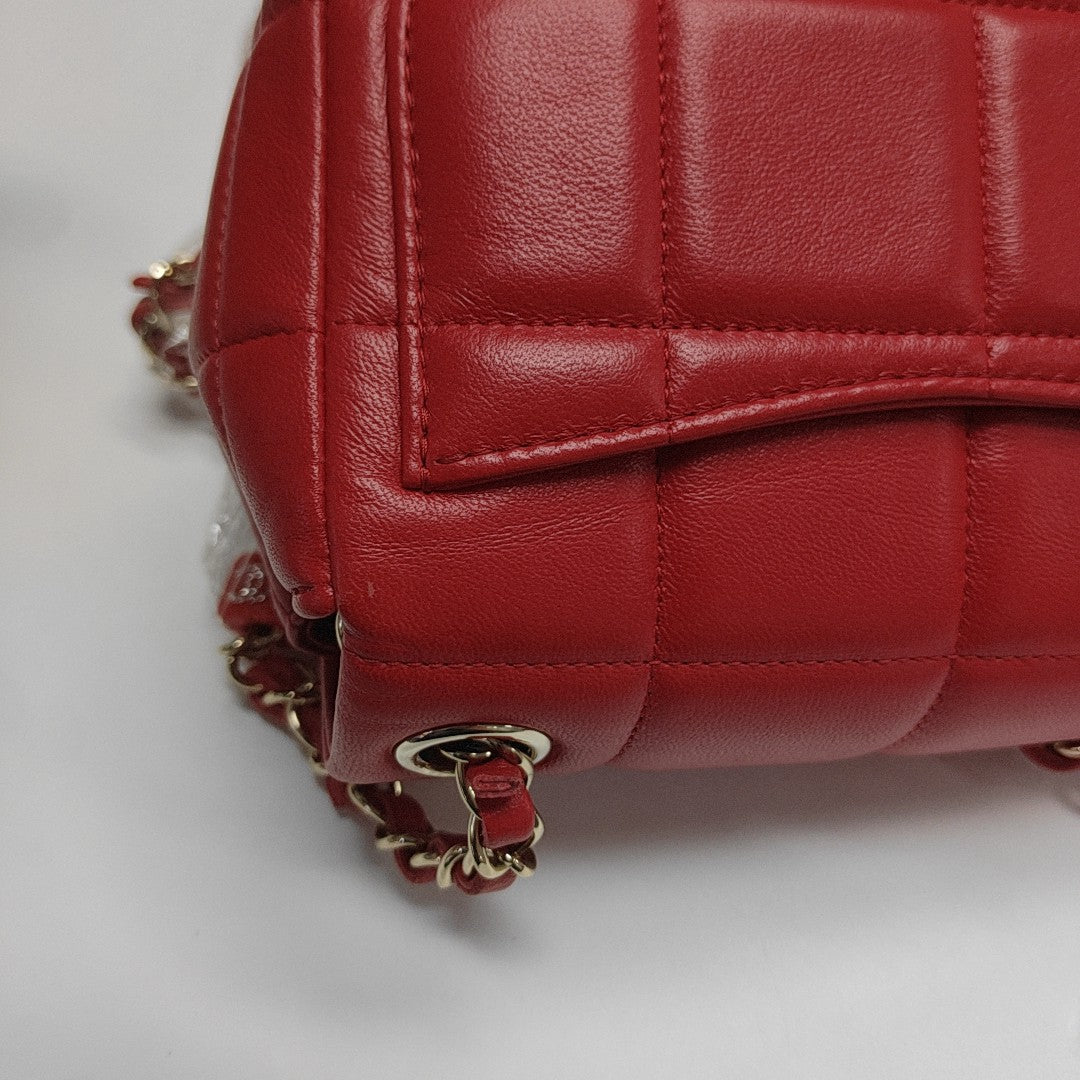 CLASSIC FLAP Mini Quilted Lambskin Red