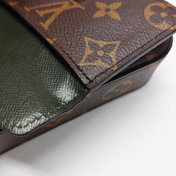 Authenticated pre-owned  FÉLICIE Monogram Coated Canvas Brown - Shoulder Bag at Looply