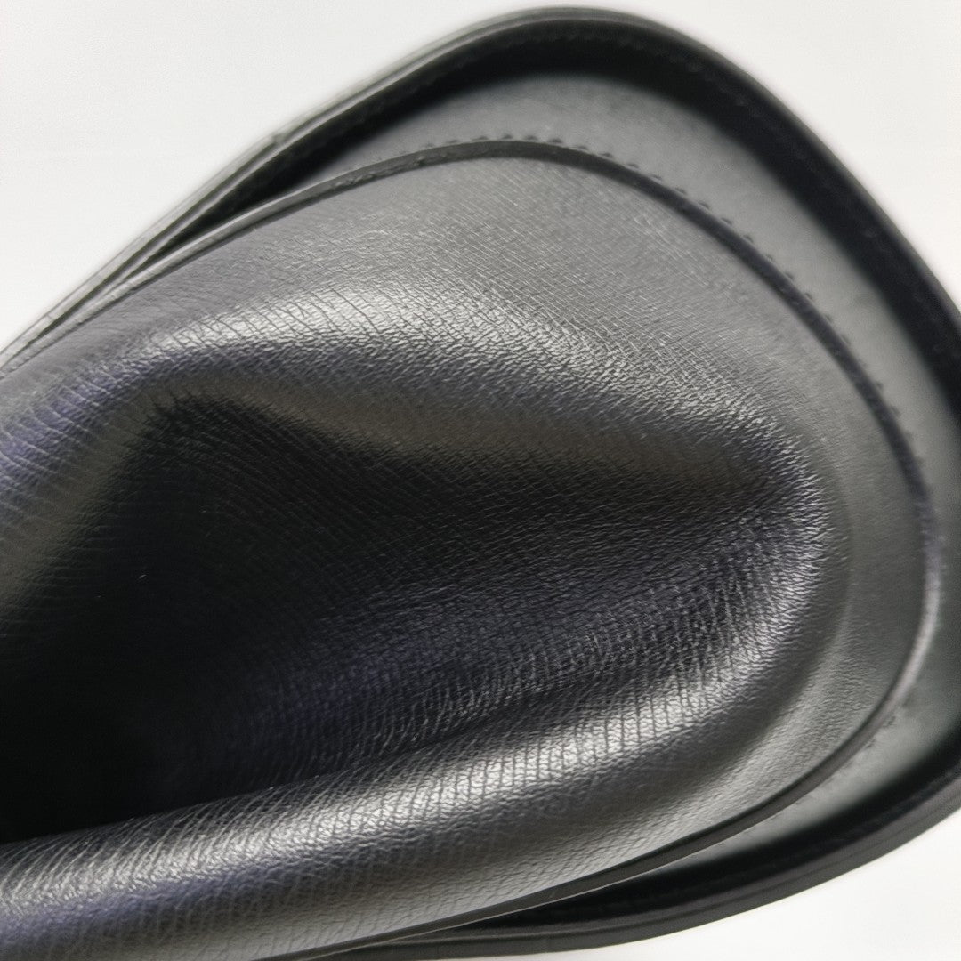 Calfskin Black