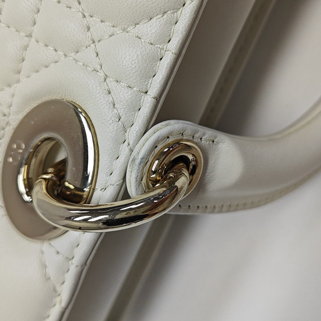Lady D-Joy Medium Cannage Lambskin White