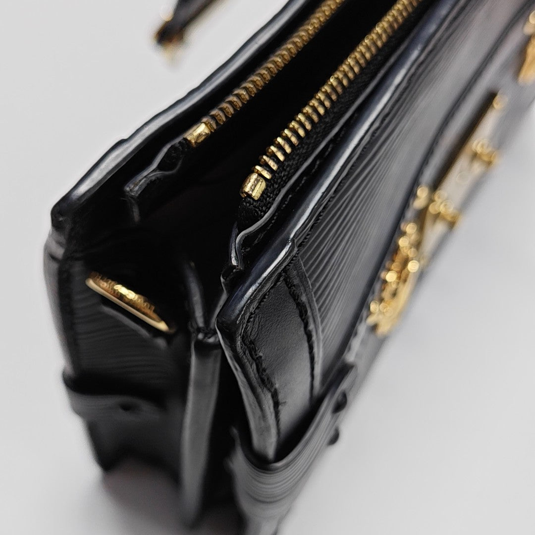TRUNK Epi Black