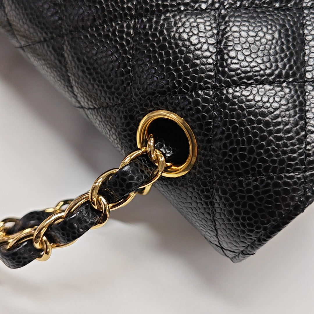CLASSIC FLAP Small Quilted Grained Calfskin Black