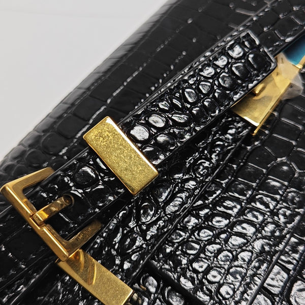 MANHATTAN Small Calfskin Black