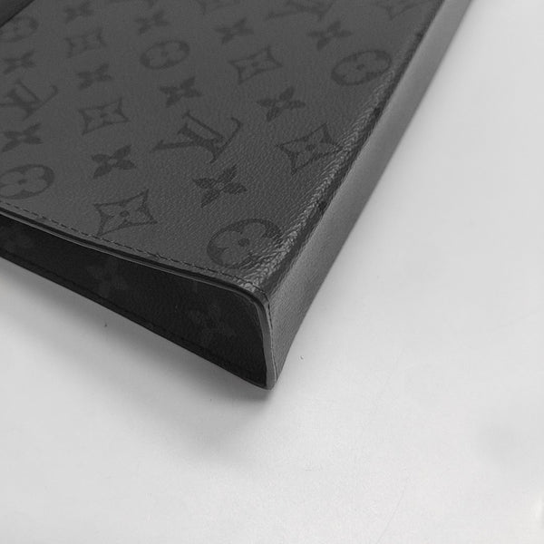 Pochette Voyag MM Monogram Coated Canvas Gray