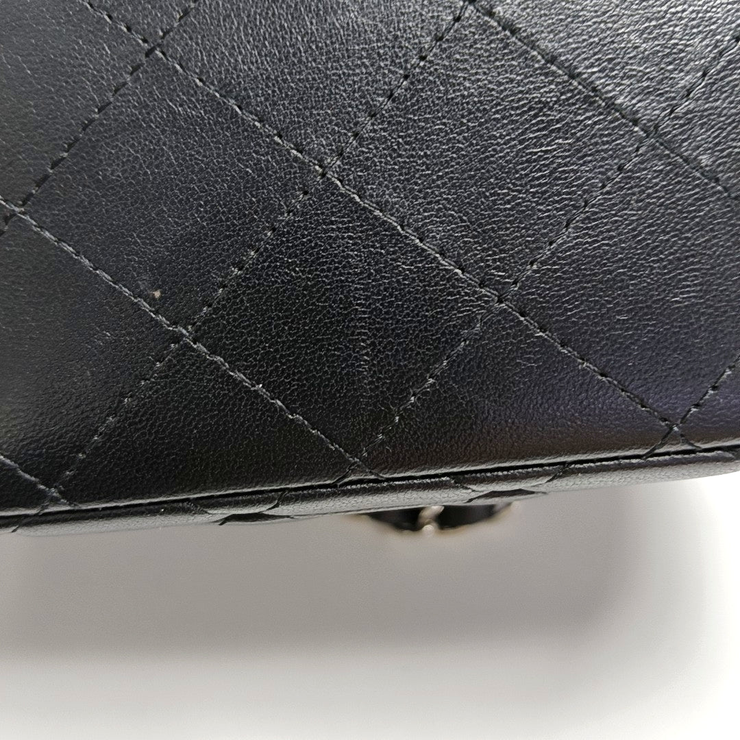 CLASSIC FLAP Mini Quilted Lambskin Black