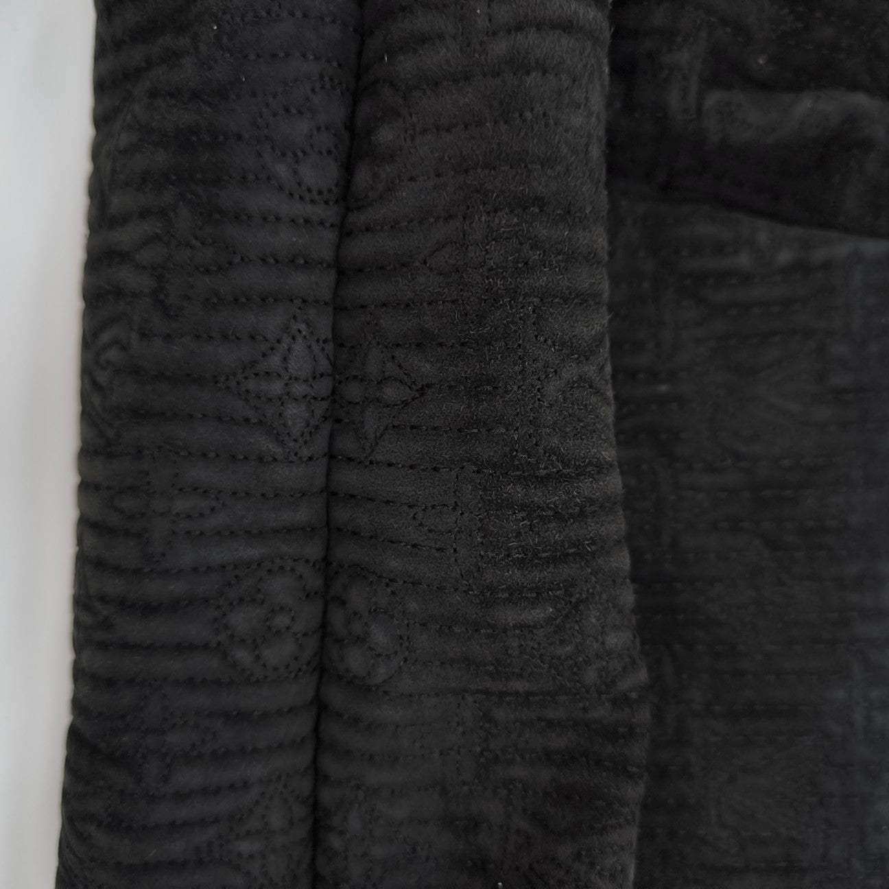 MOTARD Quilted Suede Black