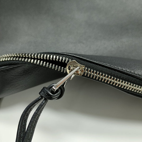Cubi Calfskin Black