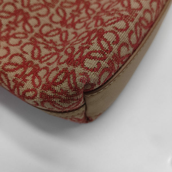 Authenticated pre-owned  Flamenco - Shoulder Bag at Looply