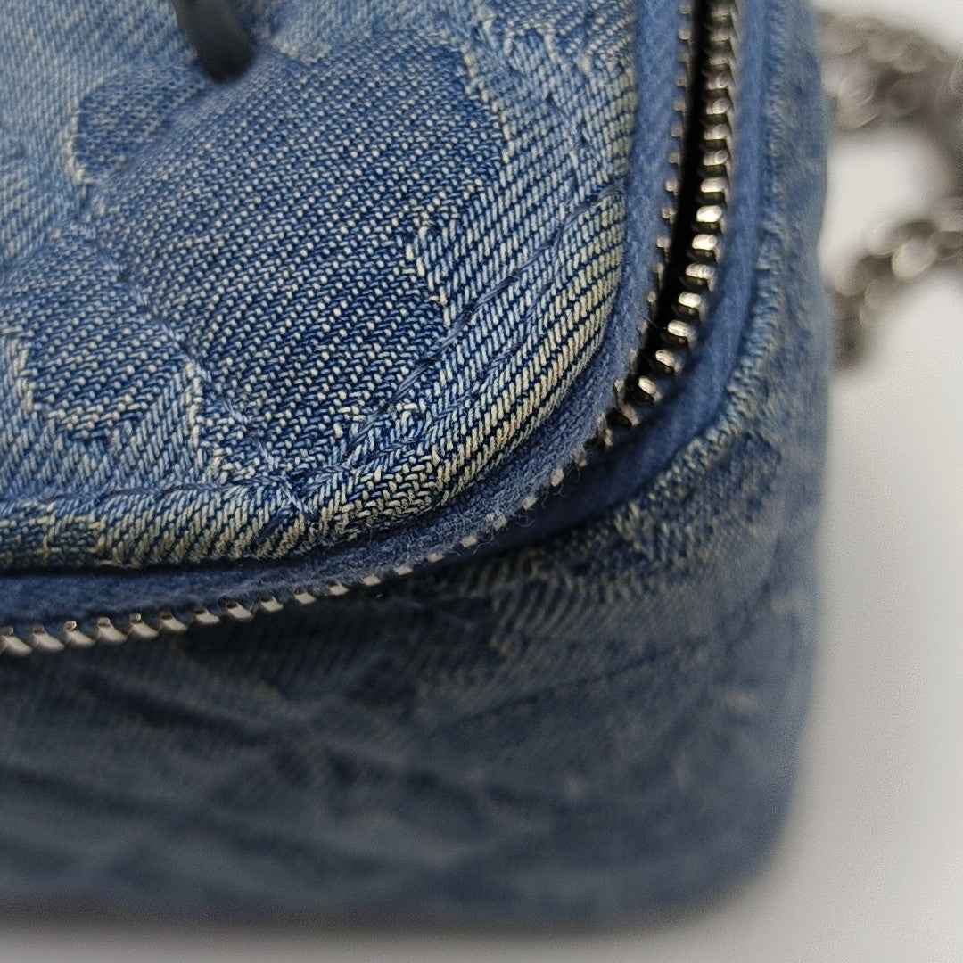 VANITY CASE Small Quilted Denim Blue
