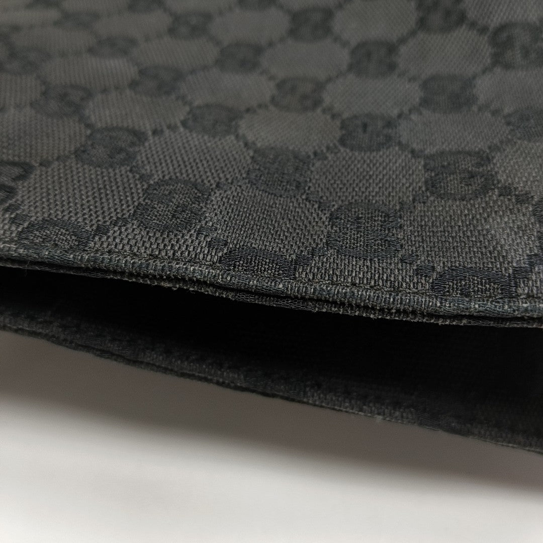 Monogram Canvas Black