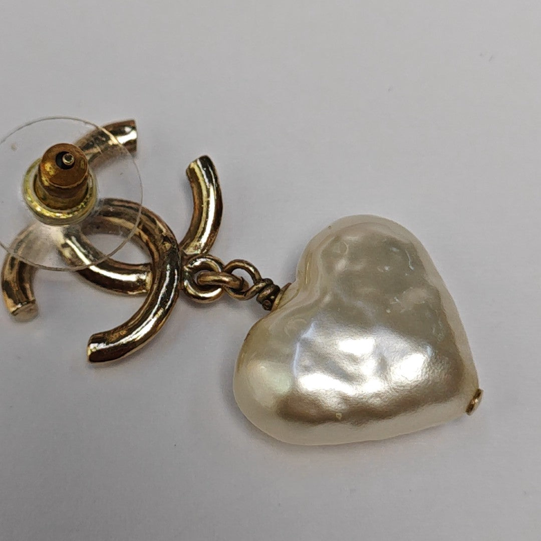 Metal Gold Earrings