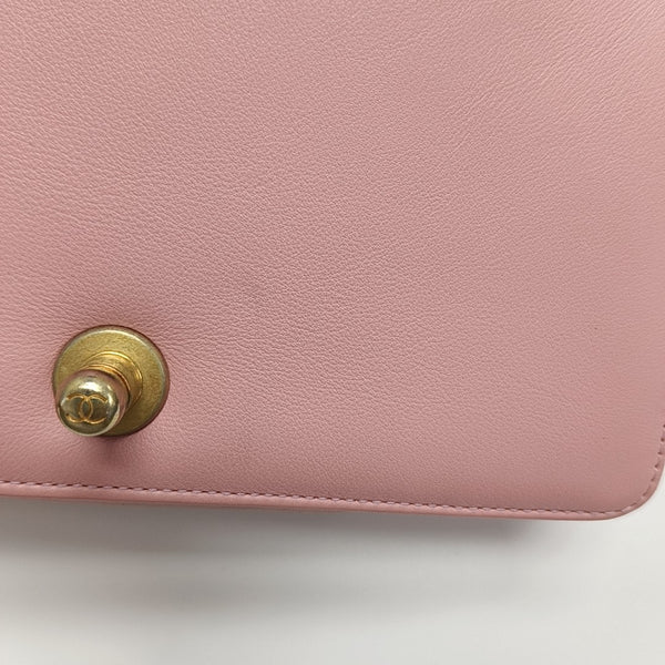 Authenticated pre-owned  BOY CHANEL Small Quilted Calfskin Pink - Shoulder Bag at Looply