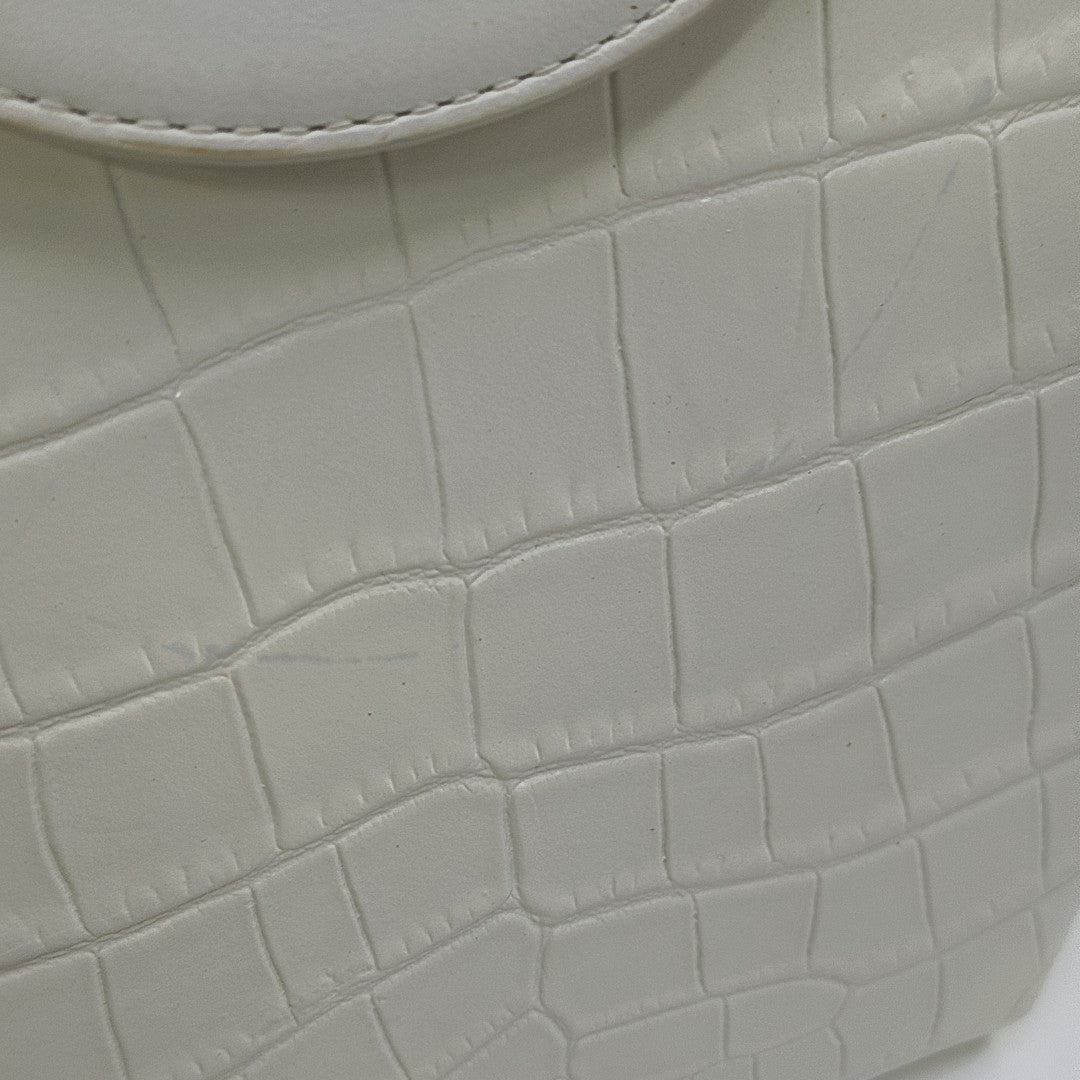 Doll Calfskin White
