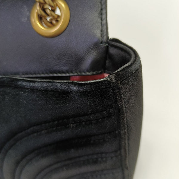 GG Marmont Medium Quilted Velvet Black
