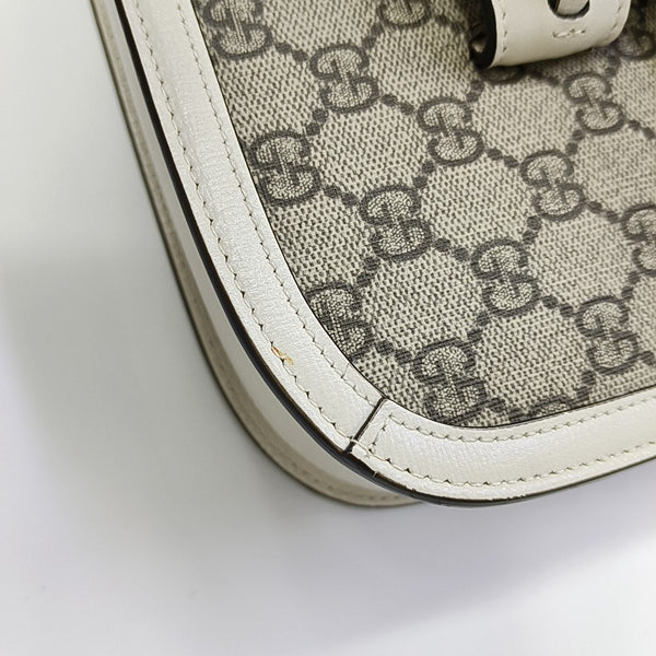 Horsebit 1955 Lona recubierta con monograma pequeño beige