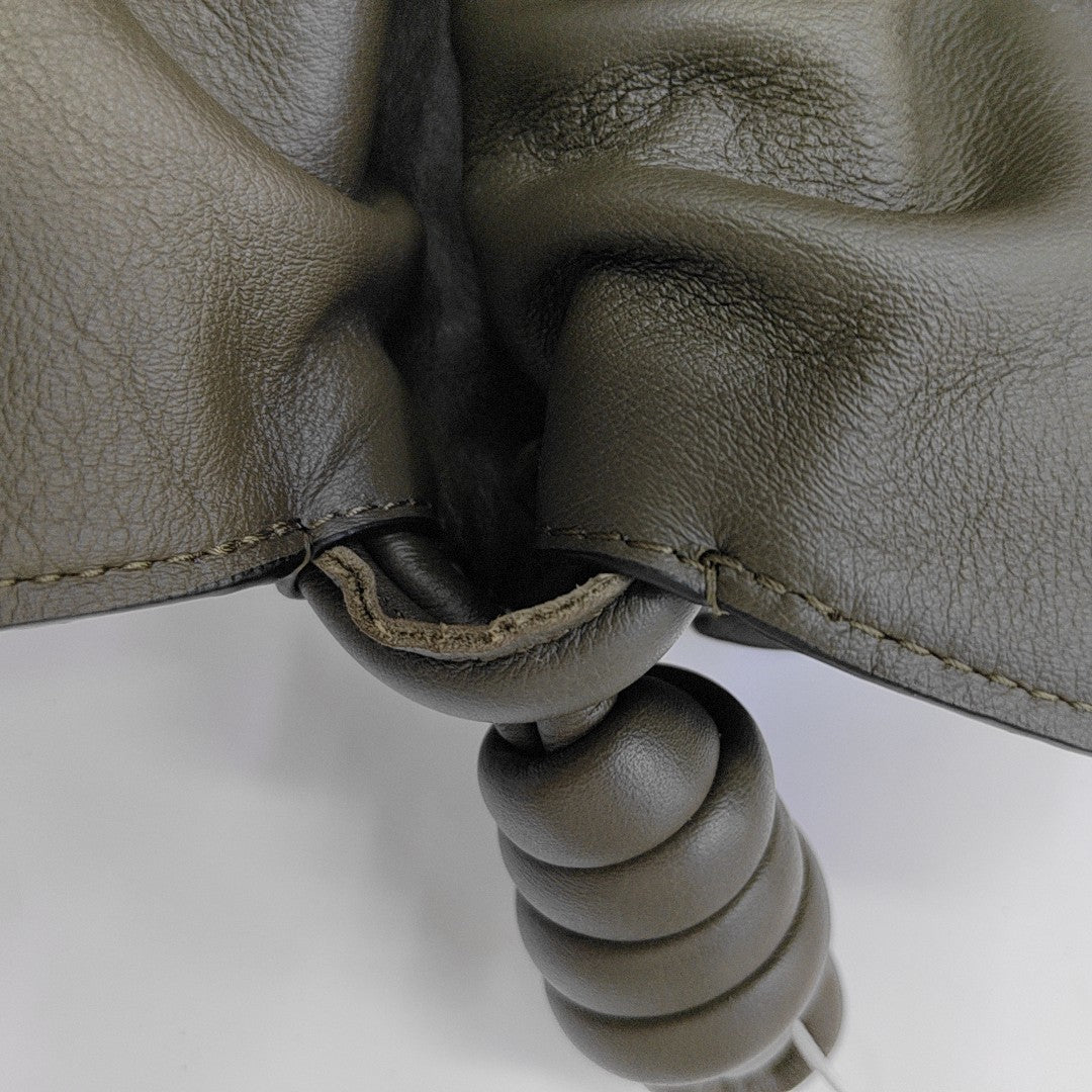 Flamenco Medium Calfskin Green