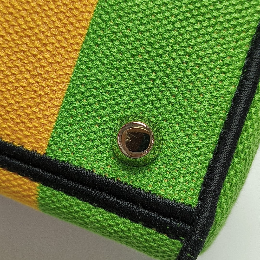 Authenticated pre-owned  Lady D-Lite Medium Fabric Multicolor - Tote Bag at Looply