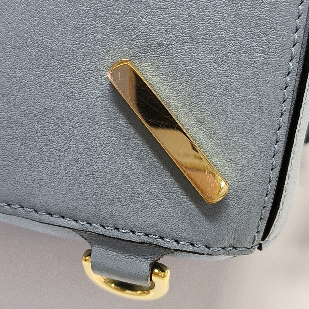 Puzzle Medium Calfskin Blue