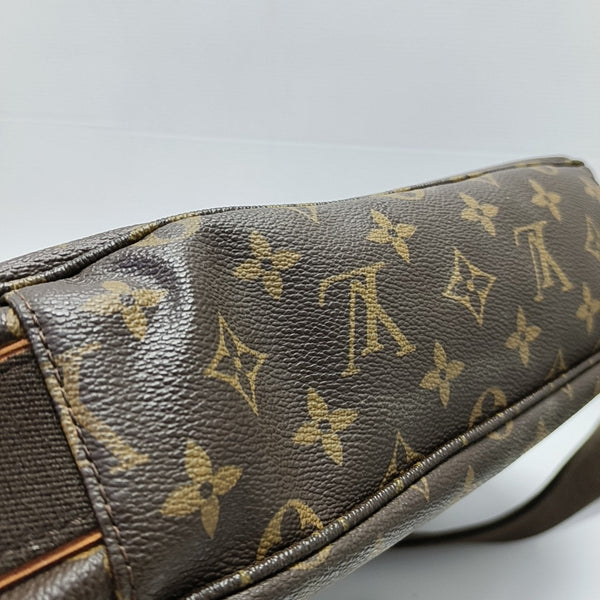 VINTAGE BEAUBOURG MM Monogram Coated Canvas Brown