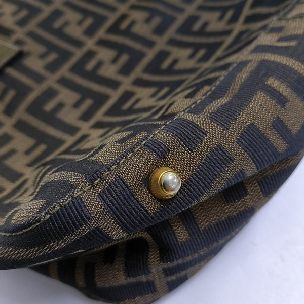 Canvas Brown
