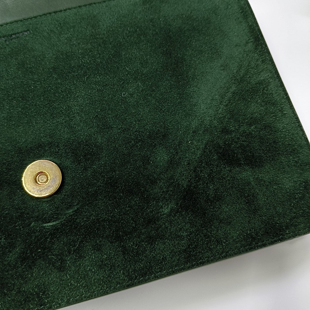 VINTAGE BETTY Suede Green
