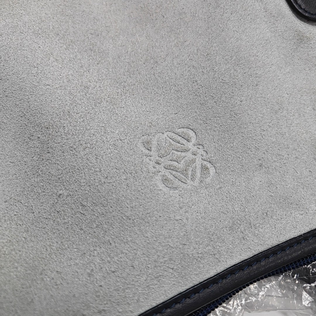 Anagram Suede Blue