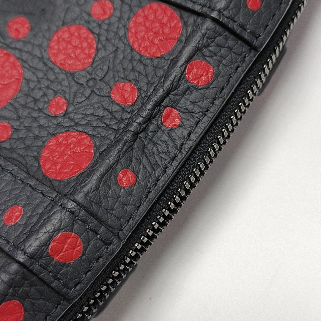 SOFT TRUNK Monogram Calfskin Black