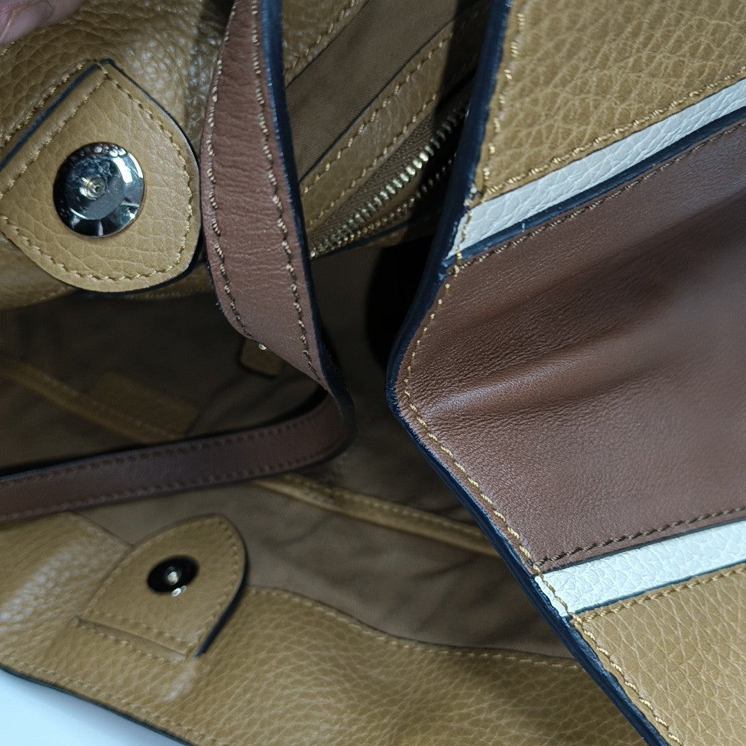 Coated Canvas Beige