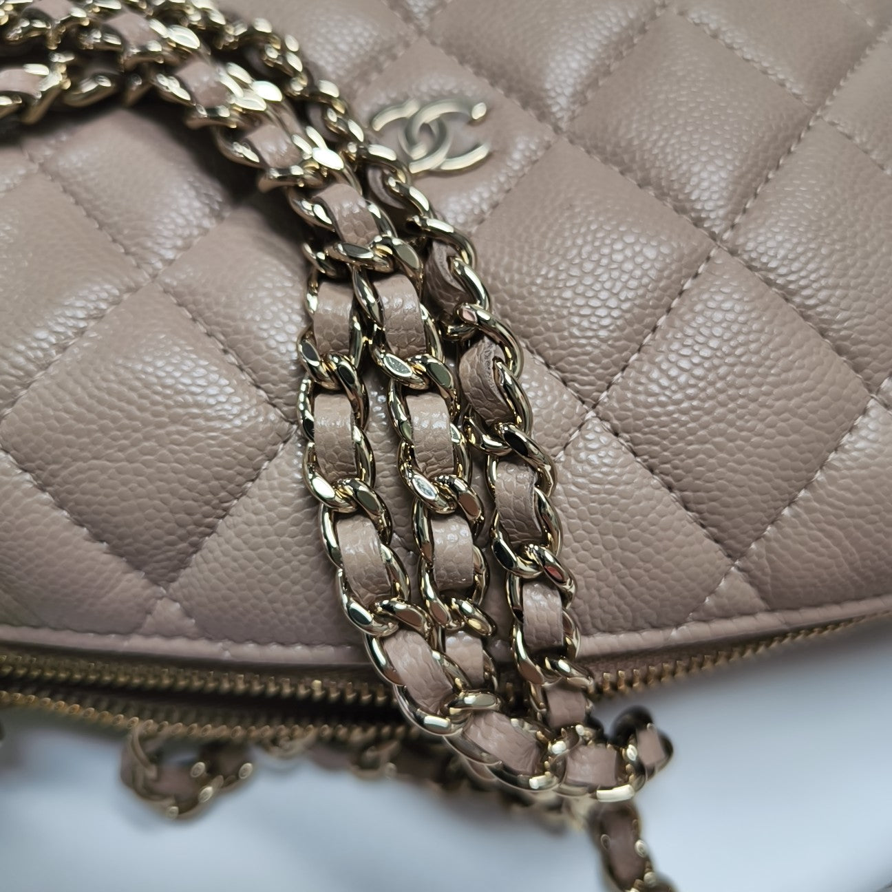 HOBO Quilted Grained Calfskin Beige