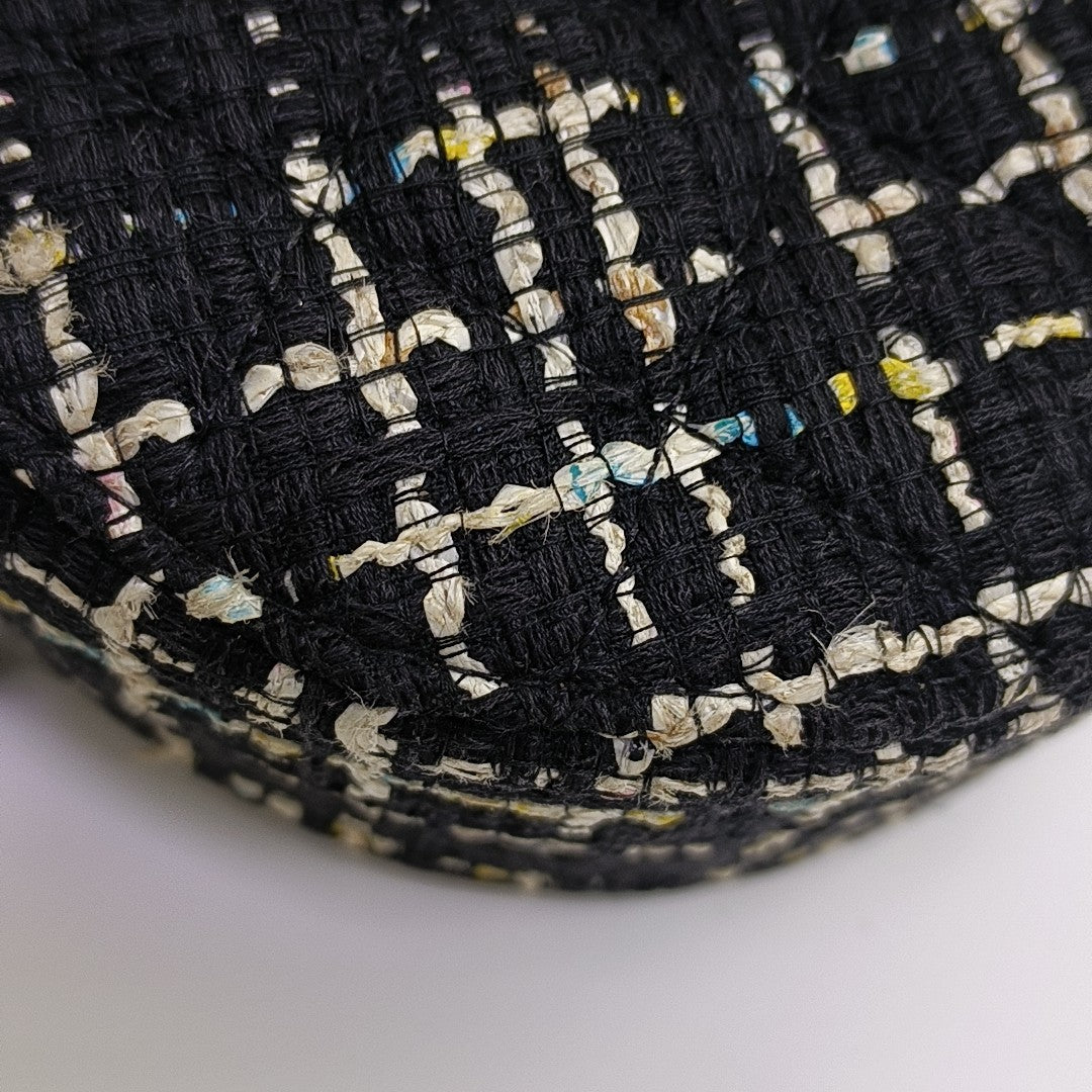 ROUND Fabric Black