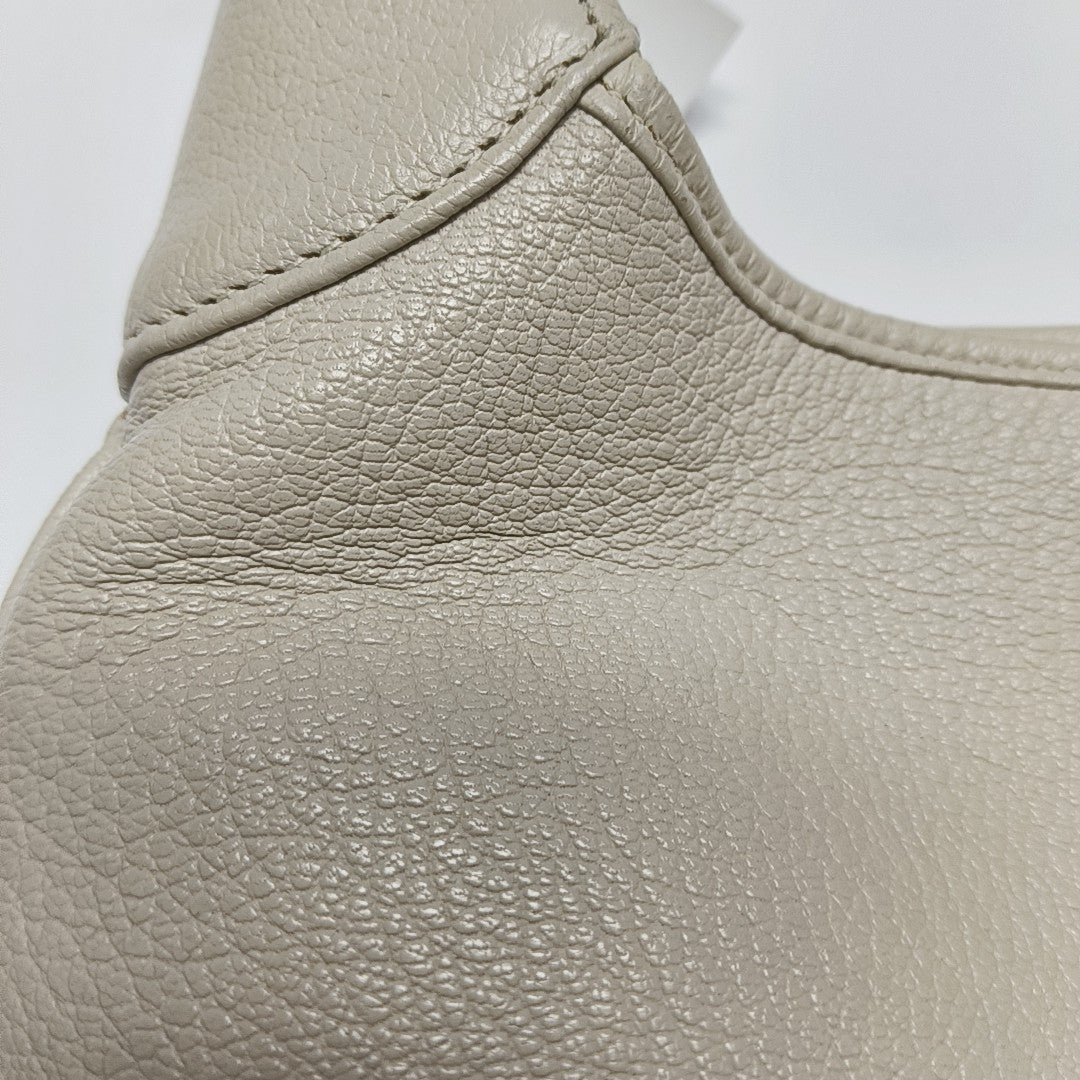 Aphrodite Calfskin White