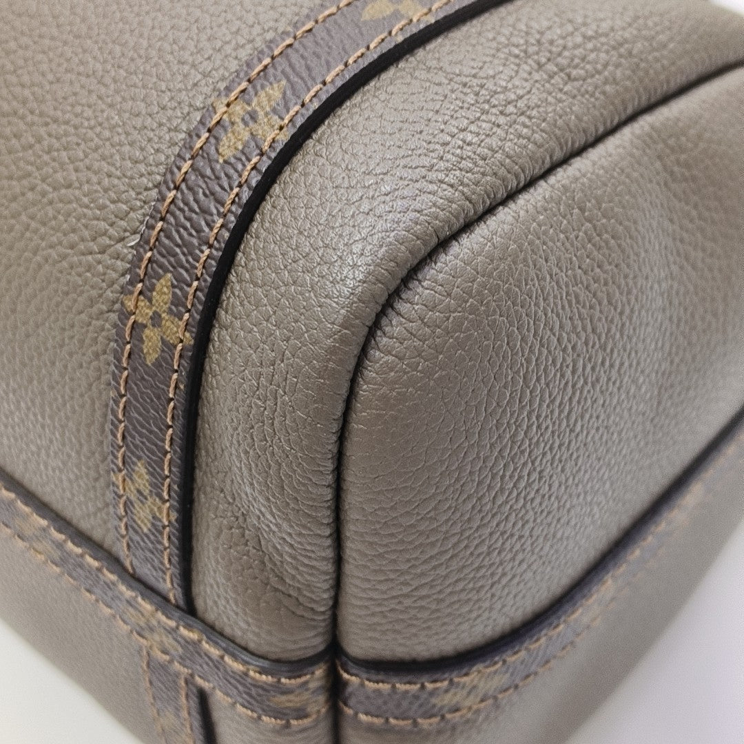 EXPRESS PM Calfskin Gray