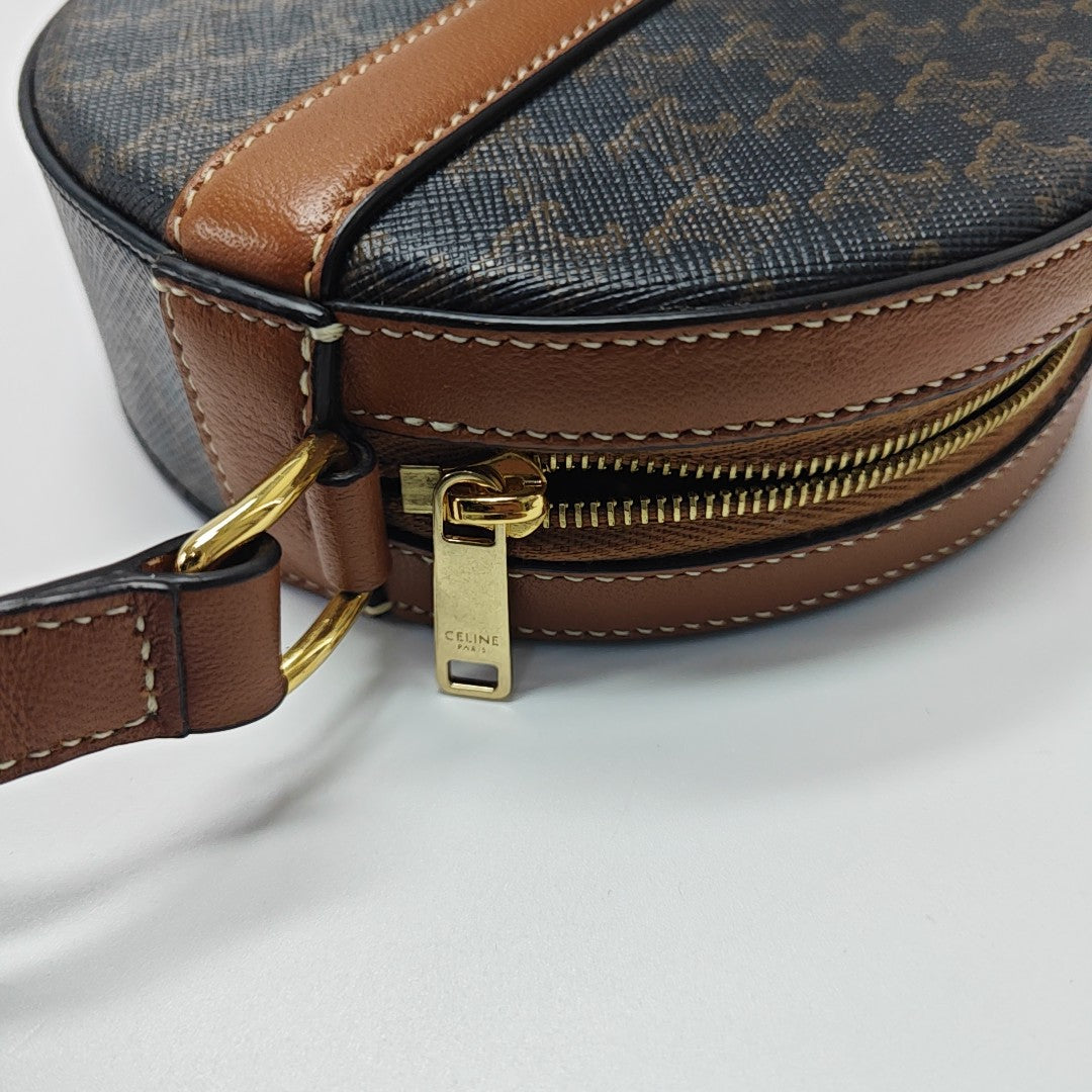 TRIOMPHE ROUND Mini Coated Canvas Brown