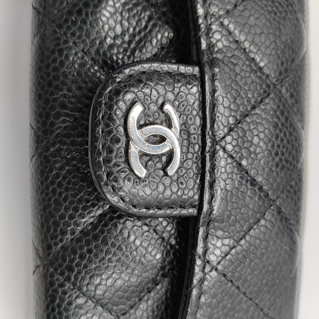 CLASSIC FLAP Quilted Grained Calfskin Black Card Holder
