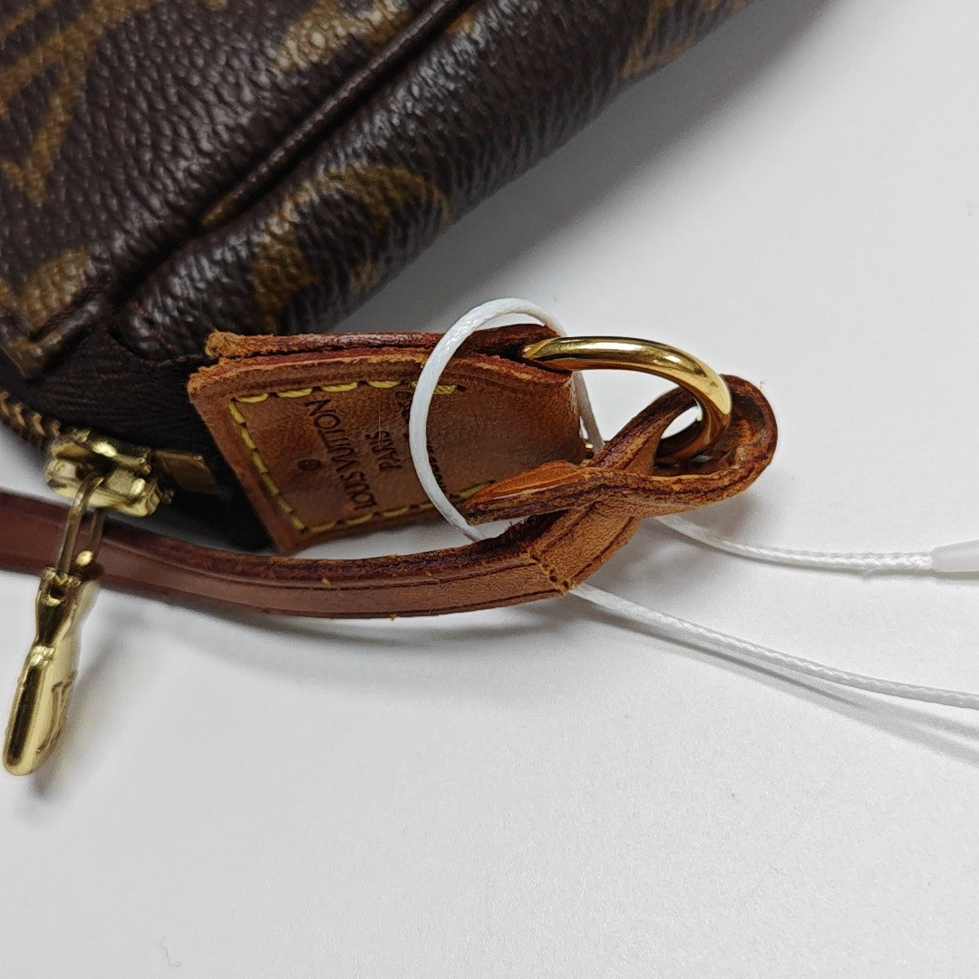 ACCESSOIRES Monogram Coated Canvas Brown