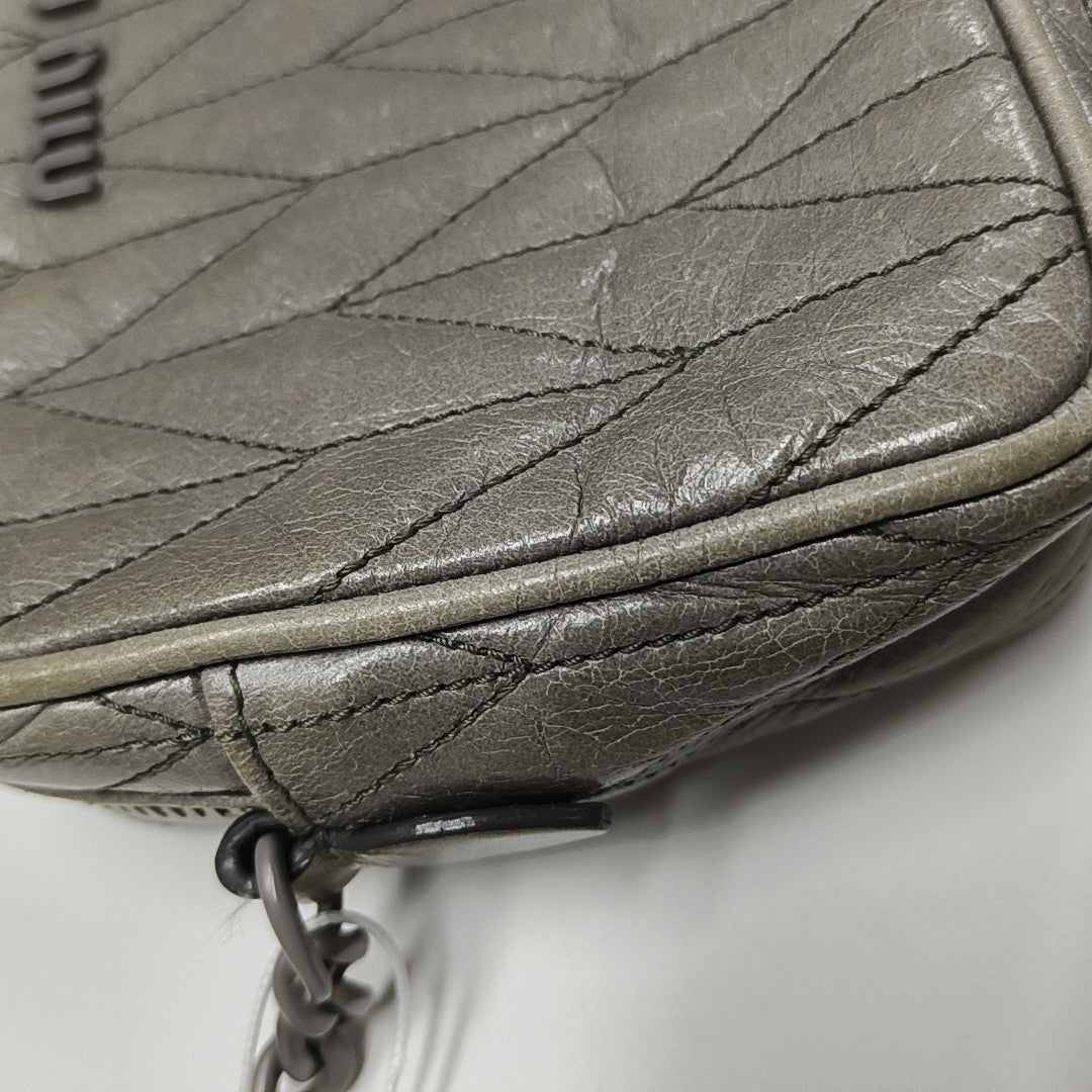 Quilted Lambskin Crossbody Bag Gray