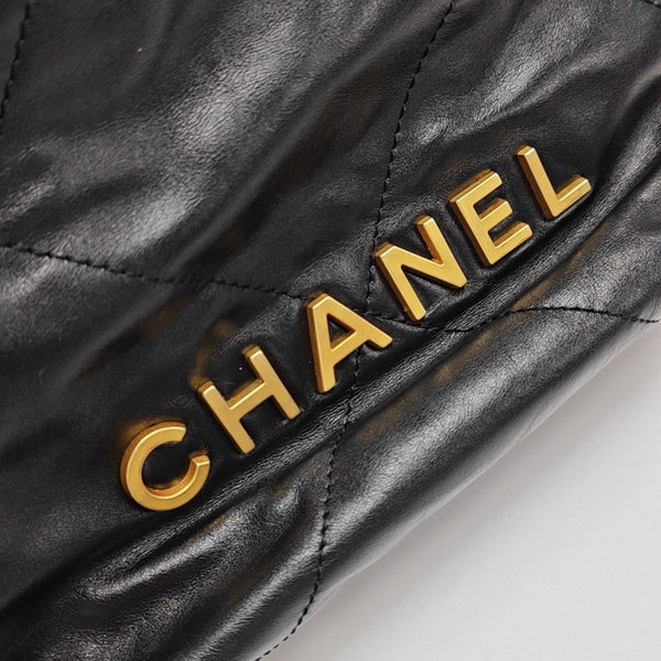 CHANEL 22 Mini Quilted Calfskin Black