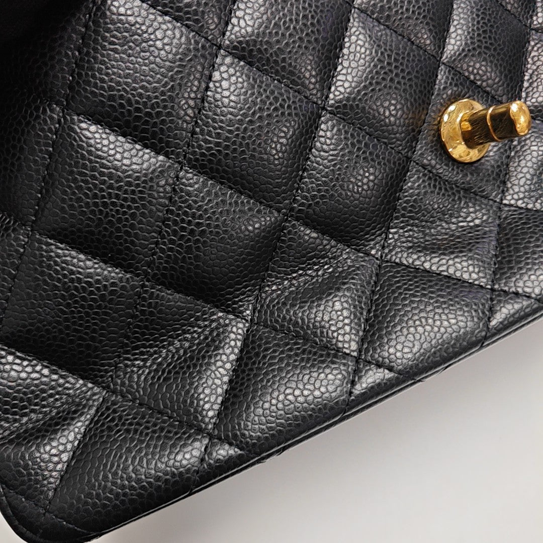 CLASSIC FLAP Jumbo Quilted Grained Calfskin Black
