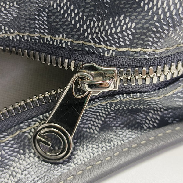 Hobo Coated Canvas Gray