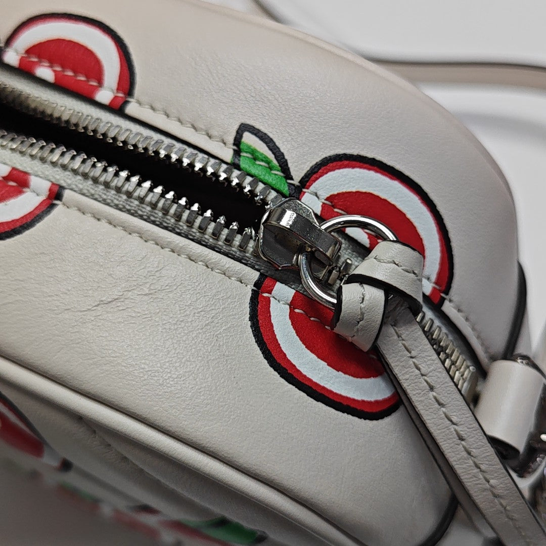 GG Marmont Small Quilted Calfskin White