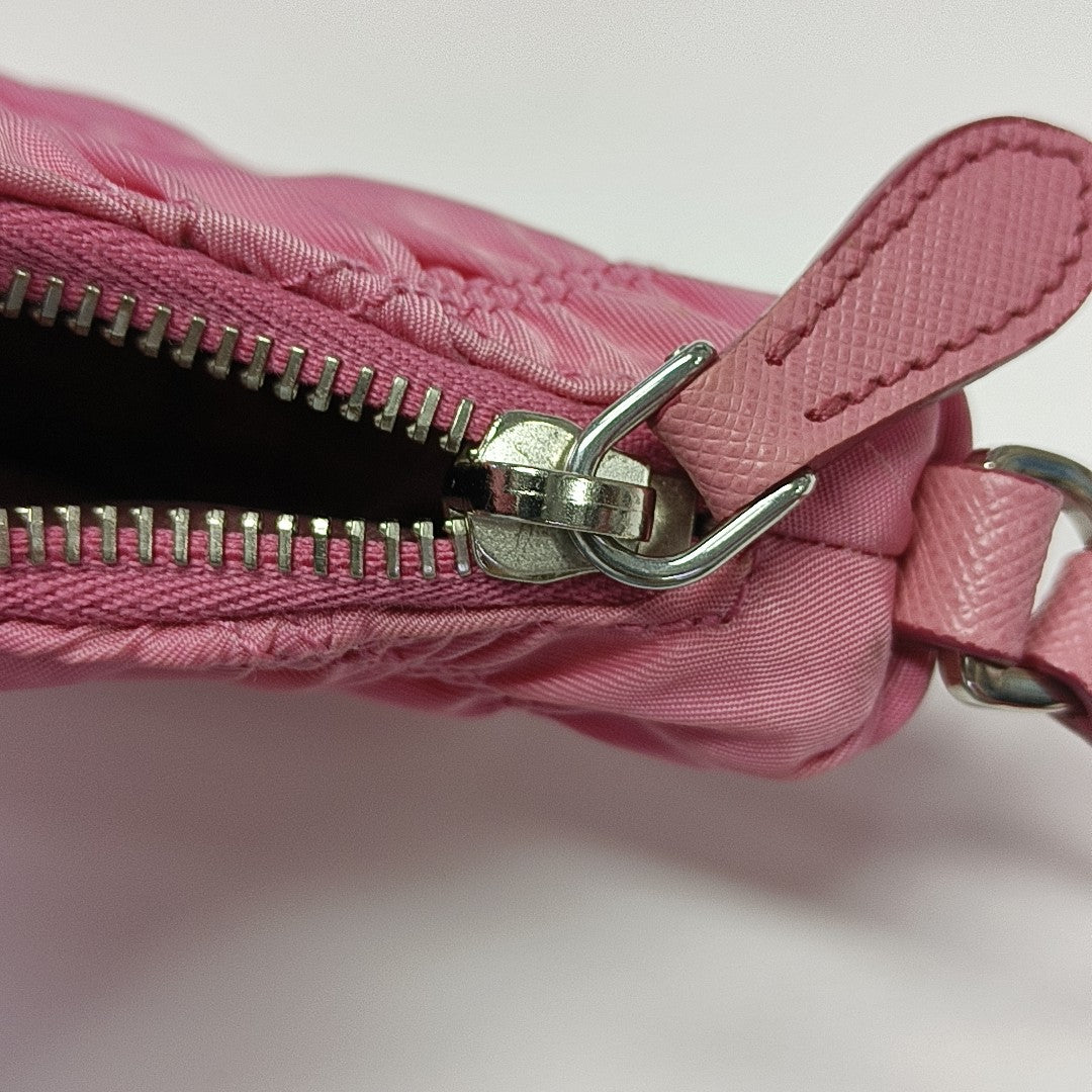 Re-Edition2005 Mini Quilted Nylon Pink
