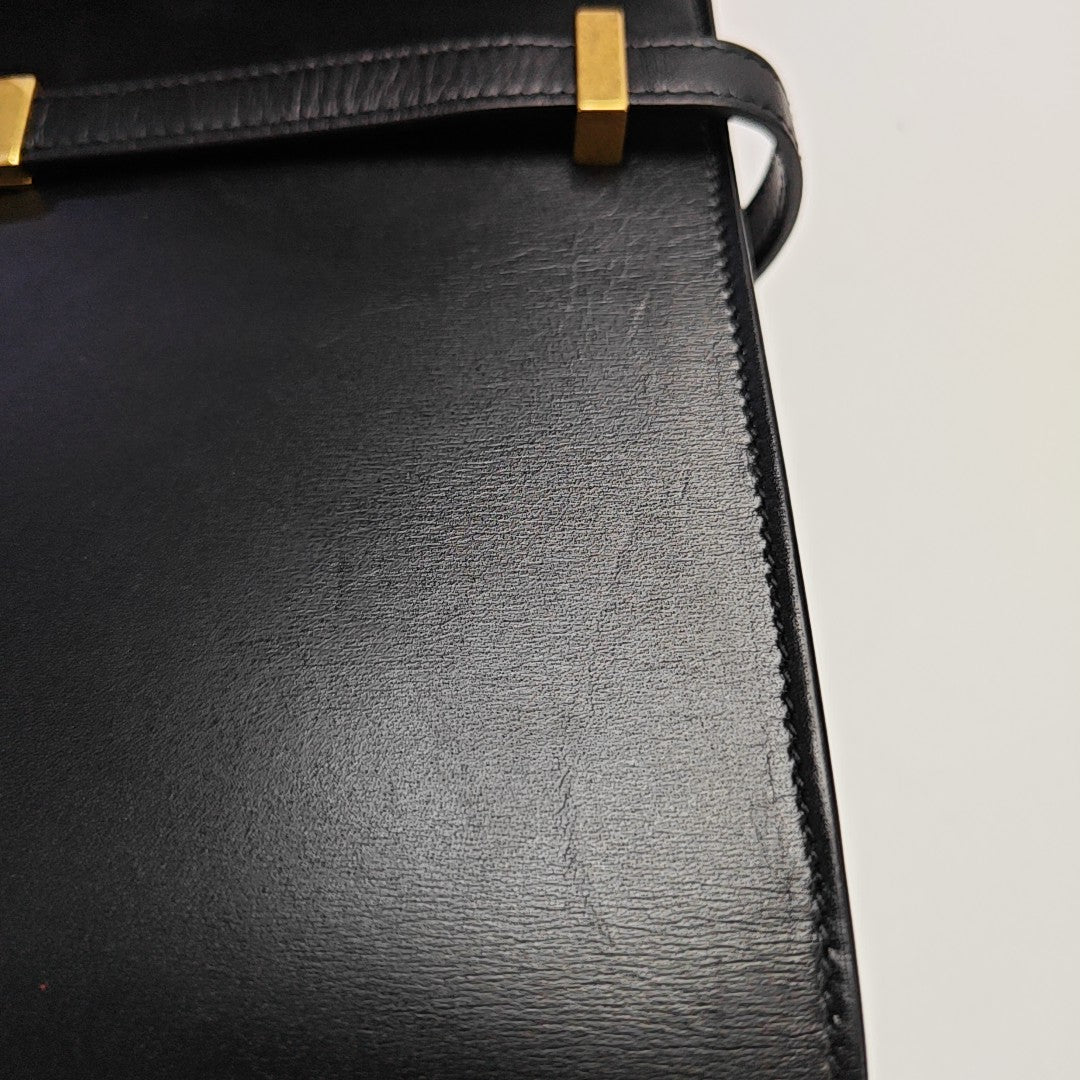 MANHATTAN Medium Calfskin Black