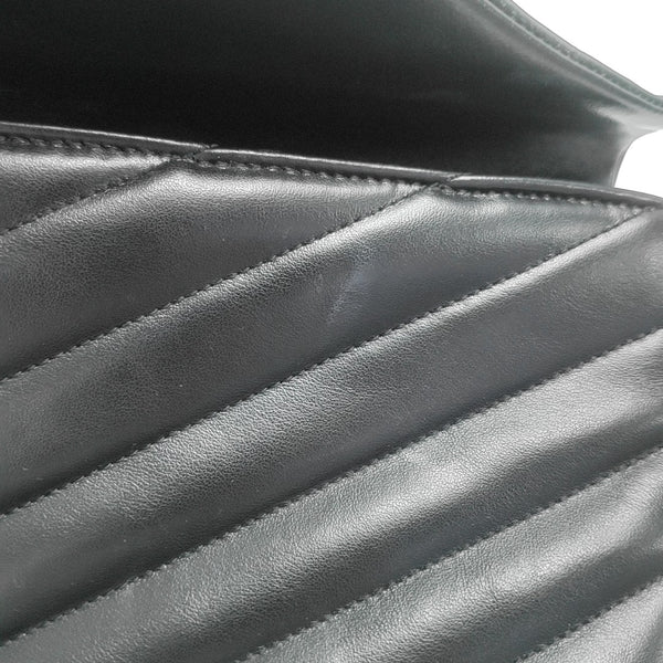 Chevron Calfskin Black