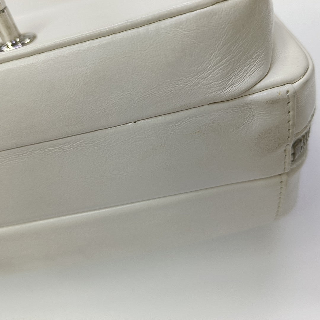 CLASSIC FLAP Mini Quilted Calfskin White
