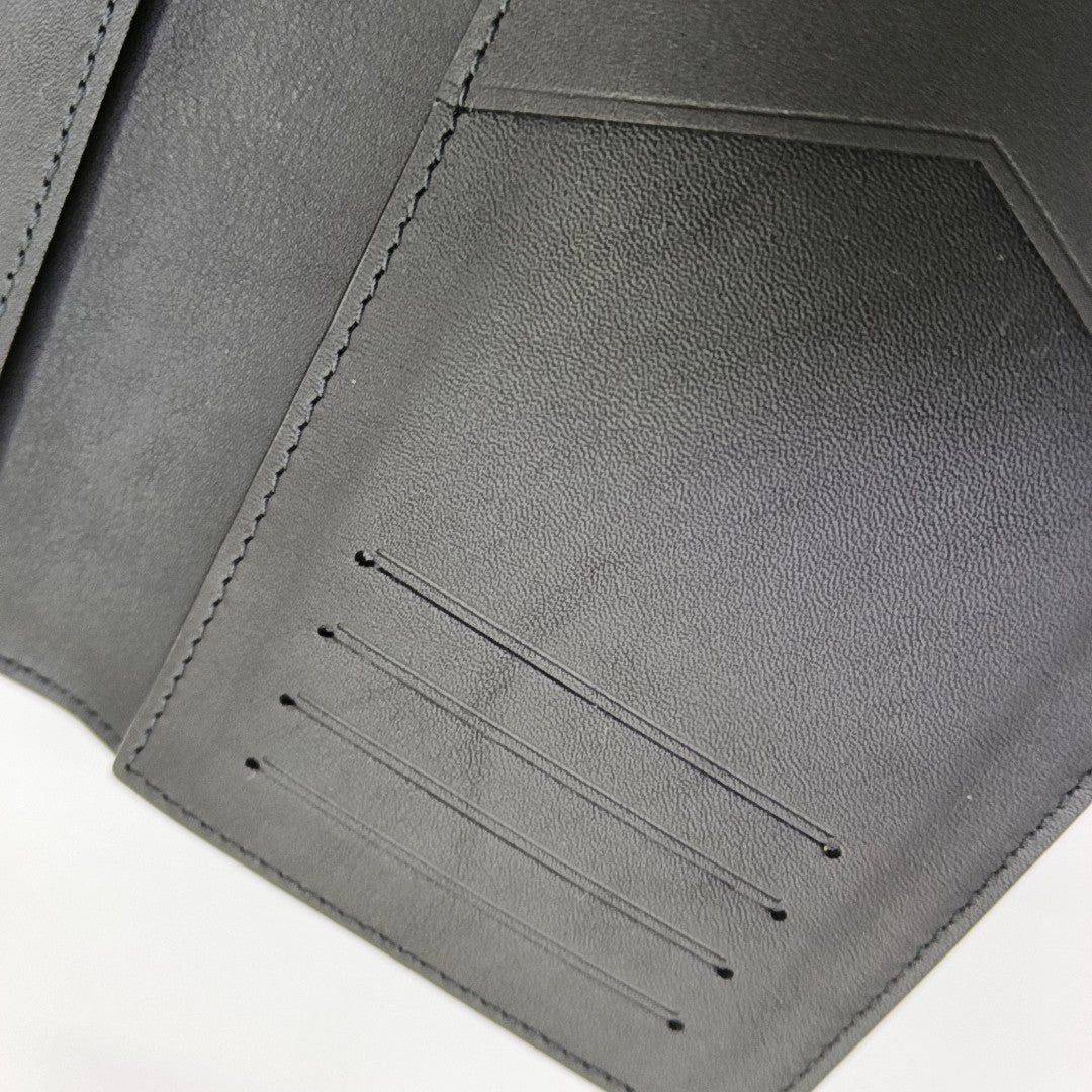 SLENDER Monogram Calfskin Black Wallet
