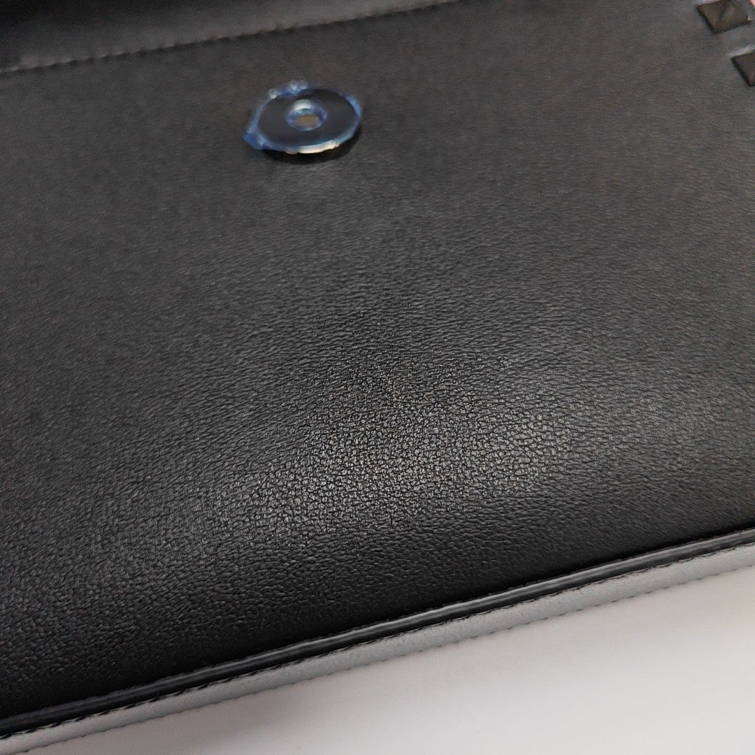 Rockstud Calfskin Black