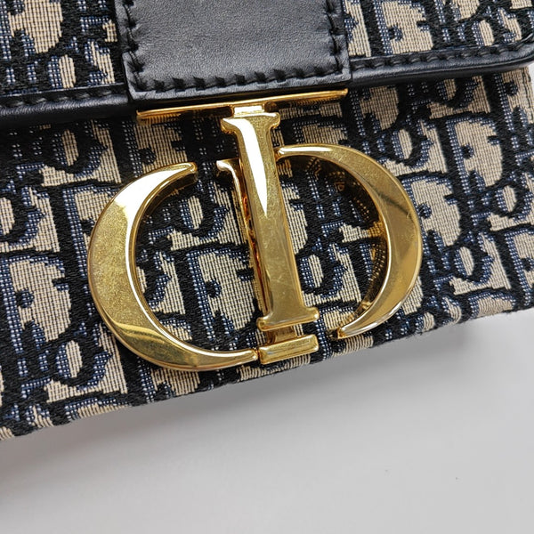 30 Montaigne Mini Oblique Canvas Blue